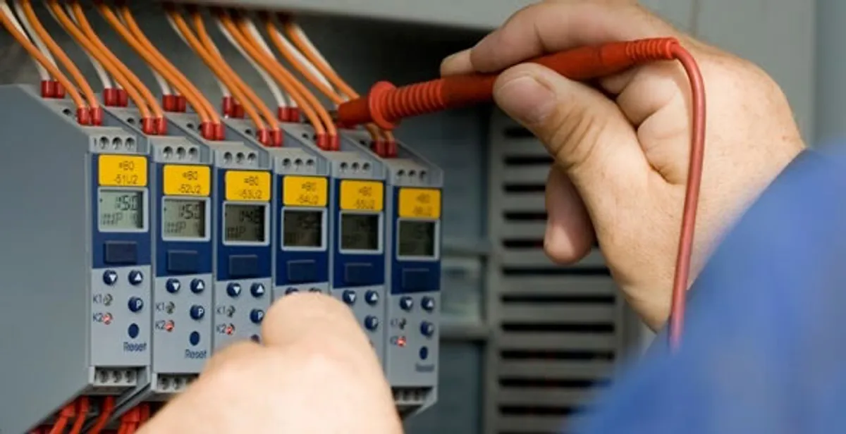 electrical contractors performing professional electrical system testing and configuration in Cape Coral, FL
