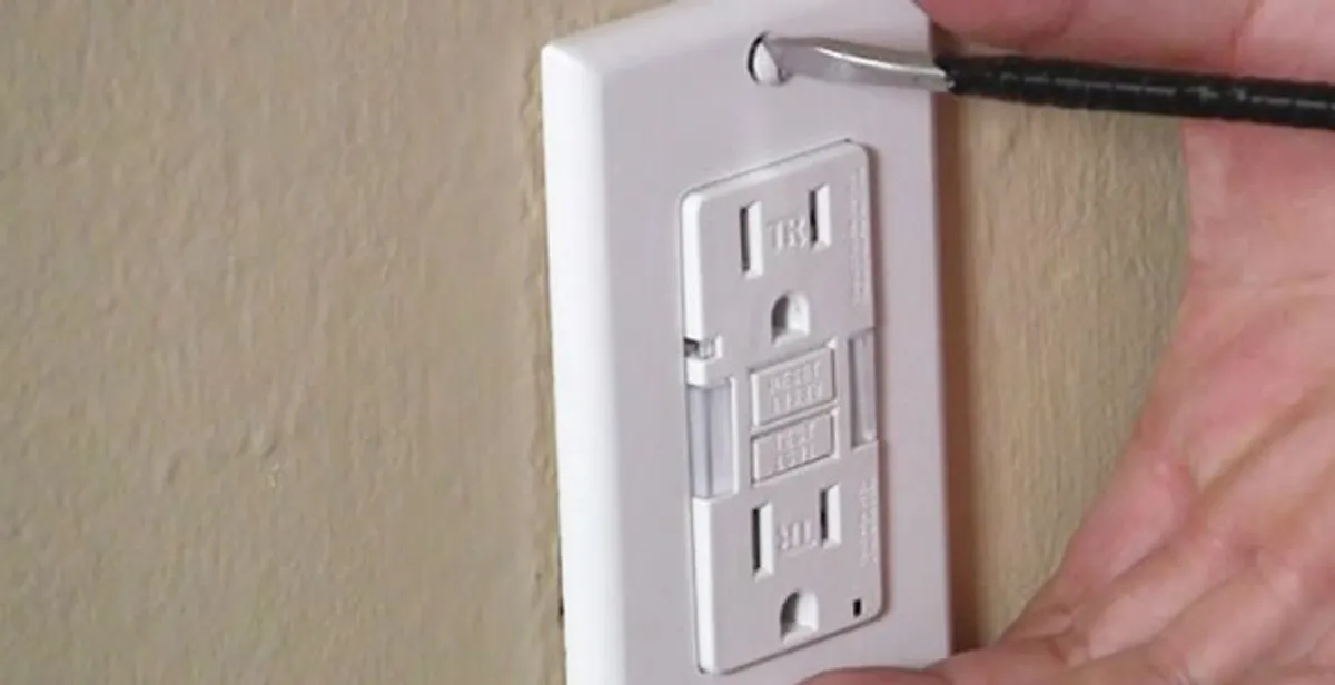gfc outlets service securing and mounting ground fault circuit interrupter outlet by certified electricians in Cape Coral, FL
