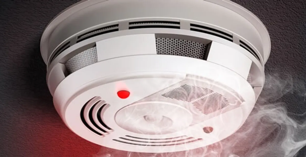 Installed smoke detector providing reliable fire detection in Cape Coral, FL